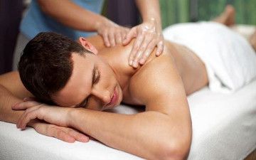 Full Body Spa Parlour in Noida